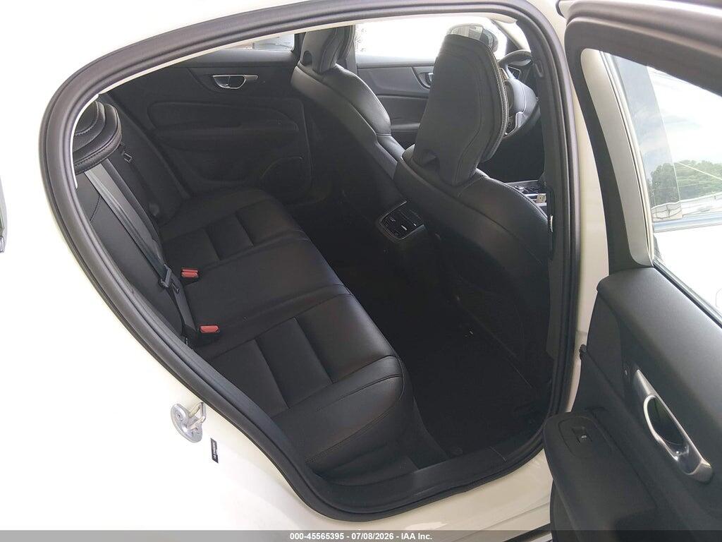 7JRL12TM8RG308141 2024 VOLVO S60 photo no. 8