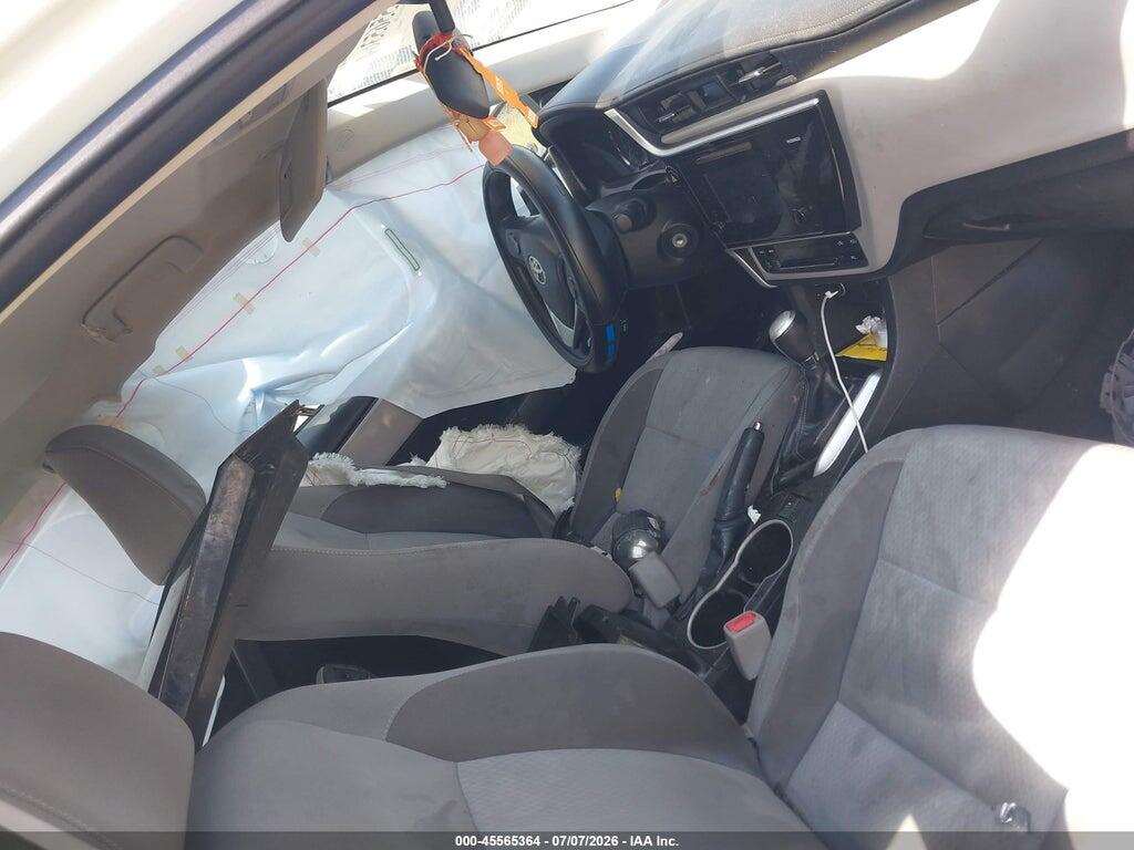 5YFBURHE8HP646440 2017 TOYOTA COROLLA photo no. 5
