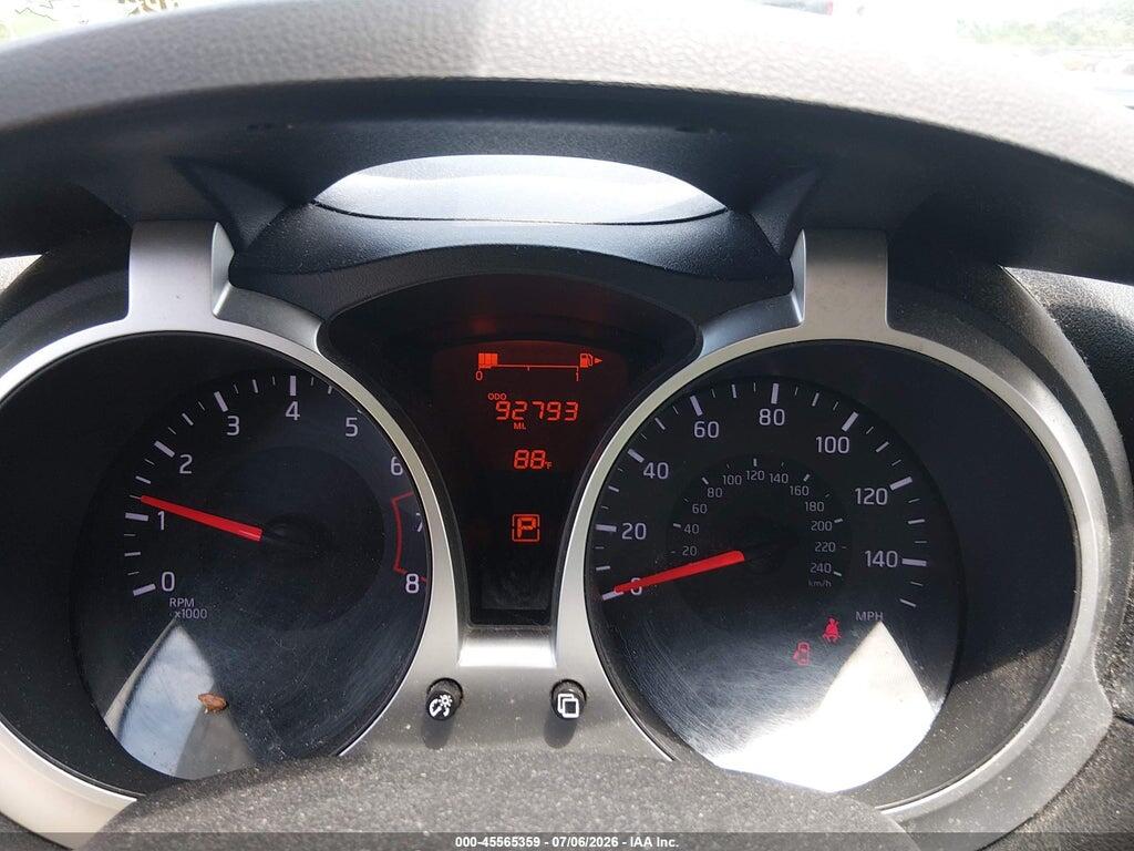 JN8AF5MV4HT750666 2017 NISSAN JUKE photo no. 7