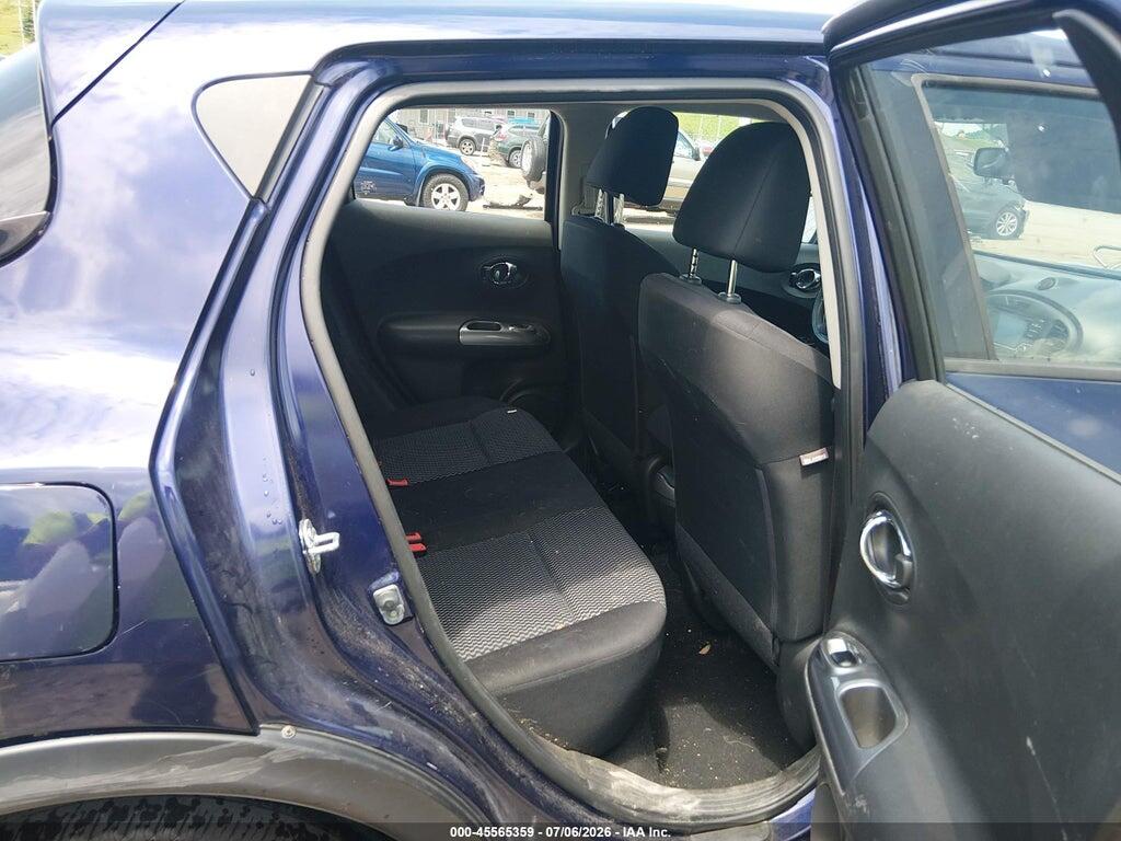 JN8AF5MV4HT750666 2017 NISSAN JUKE photo no. 8