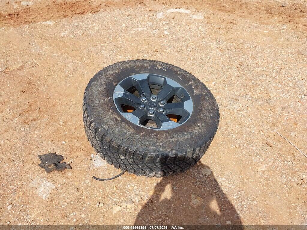 1C6SRFLT9LN375195 2020 RAM 1500 photo no. 12