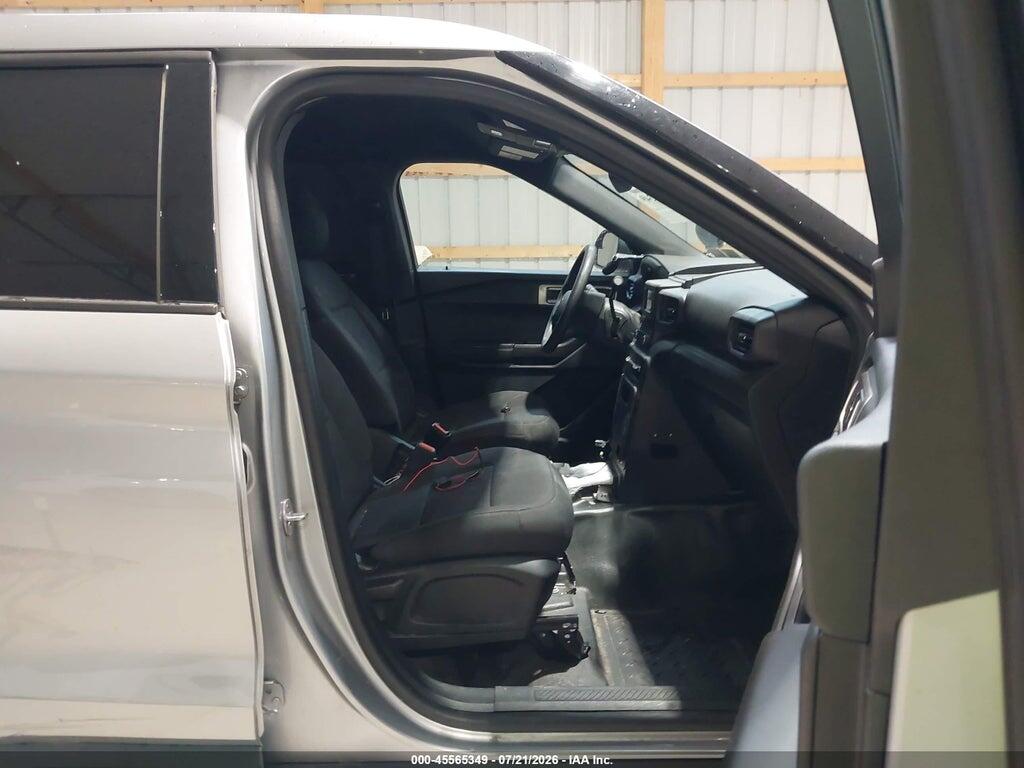 1FM5K8AB4PGB11985 2023 FORD POLICE INTERCEPTOR UTILITY photo no. 5