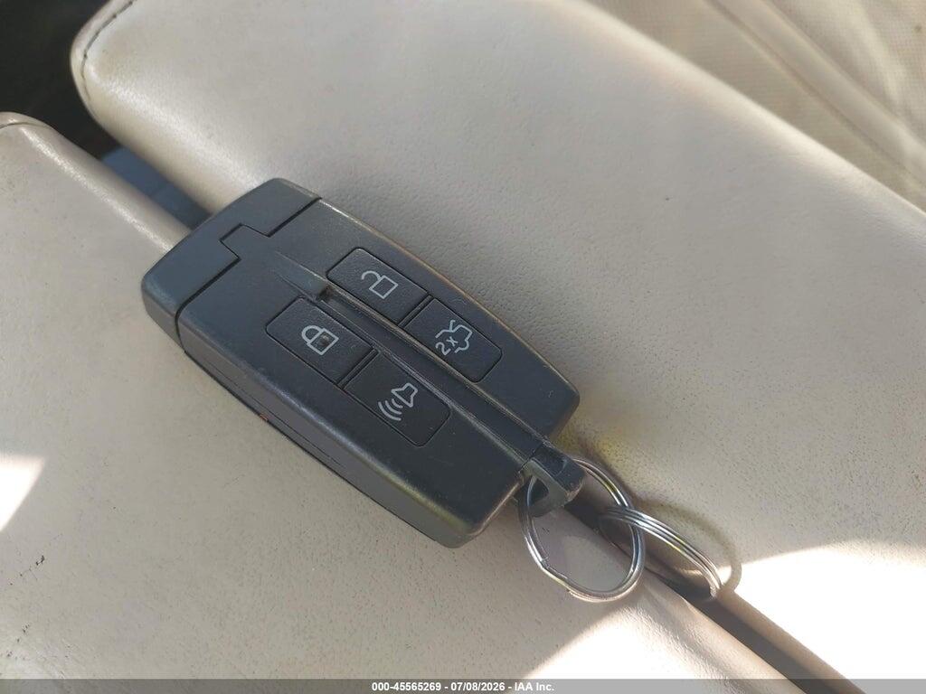 1LNHL9FT4CG803126 2012 LINCOLN MKS photo no. 11