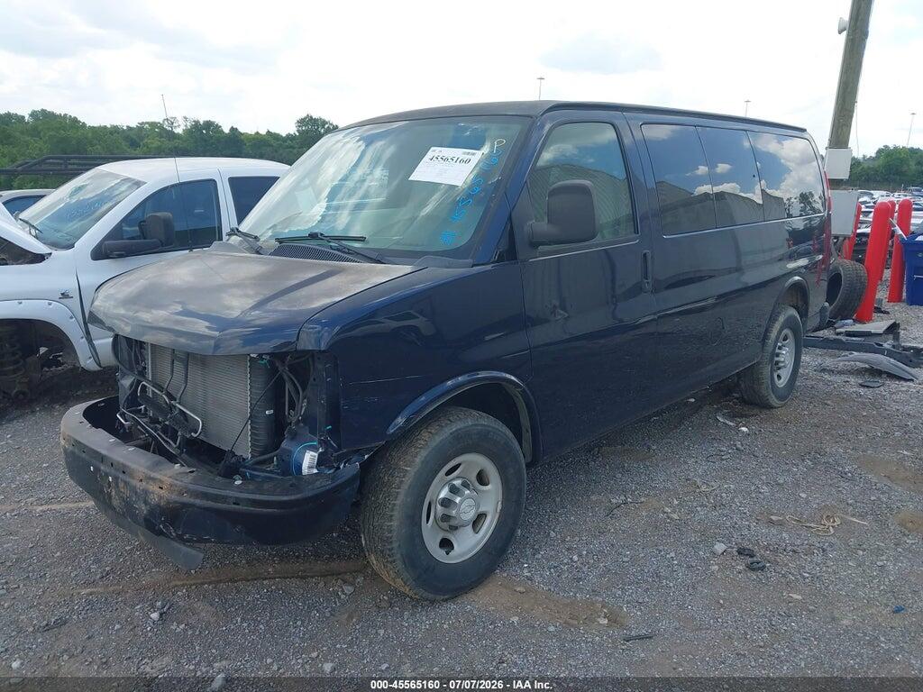 1GAWGPFF1F1223881 2015 CHEVROLET EXPRESS 2500 photo no. 2