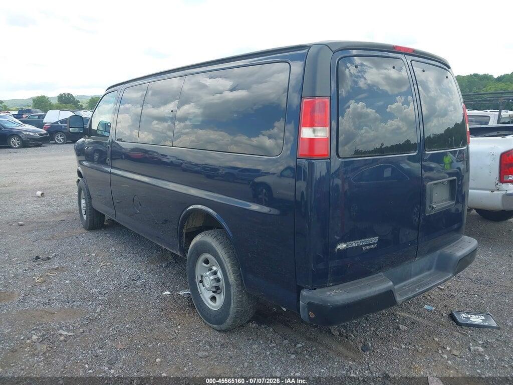 1GAWGPFF1F1223881 2015 CHEVROLET EXPRESS 2500 photo no. 3
