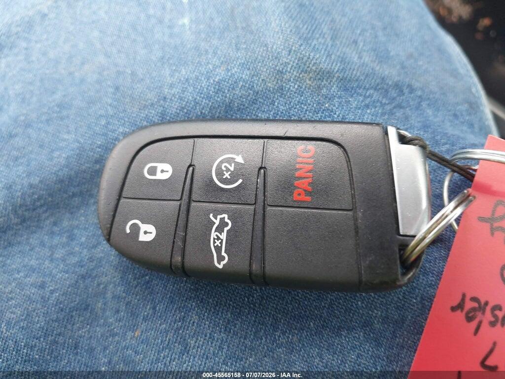 1C3CCCAB2HN511766 2017 CHRYSLER 200 photo no. 11
