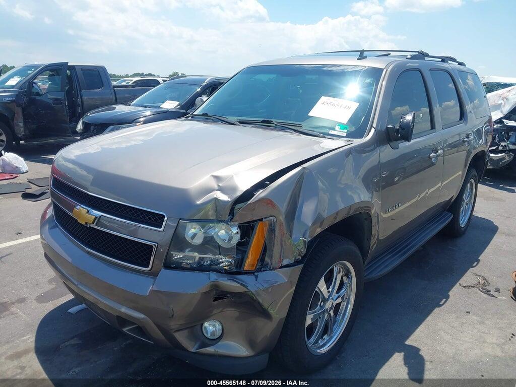 1GNSKBE03DR133383 2013 CHEVROLET TAHOE photo no. 2