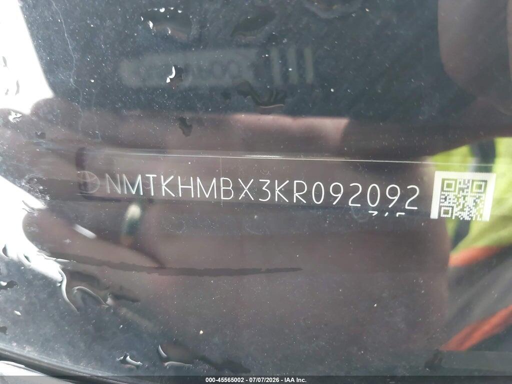 NMTKHMBX3KR092092 2019 TOYOTA C-HR photo no. 9