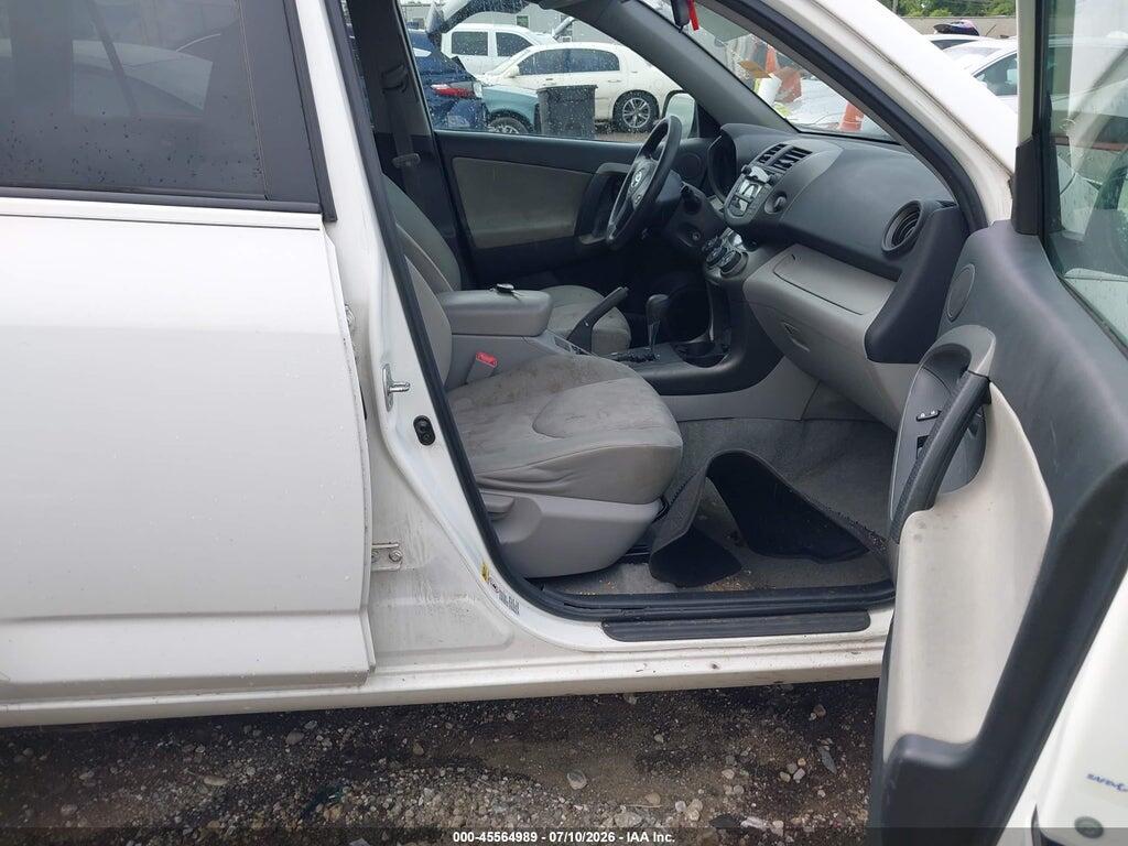 2T3BF4DV3BW104338 2011 TOYOTA RAV4 photo no. 5
