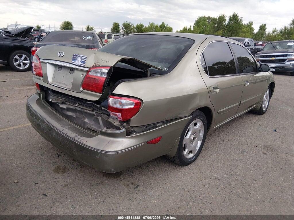 JNKCA31AX1T034433 2001 INFINITI I30 photo no. 4