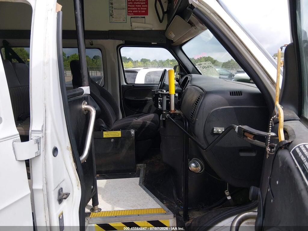 2D7LB31Z23K526953 2003 DODGE RAM VAN 3500 photo no. 5