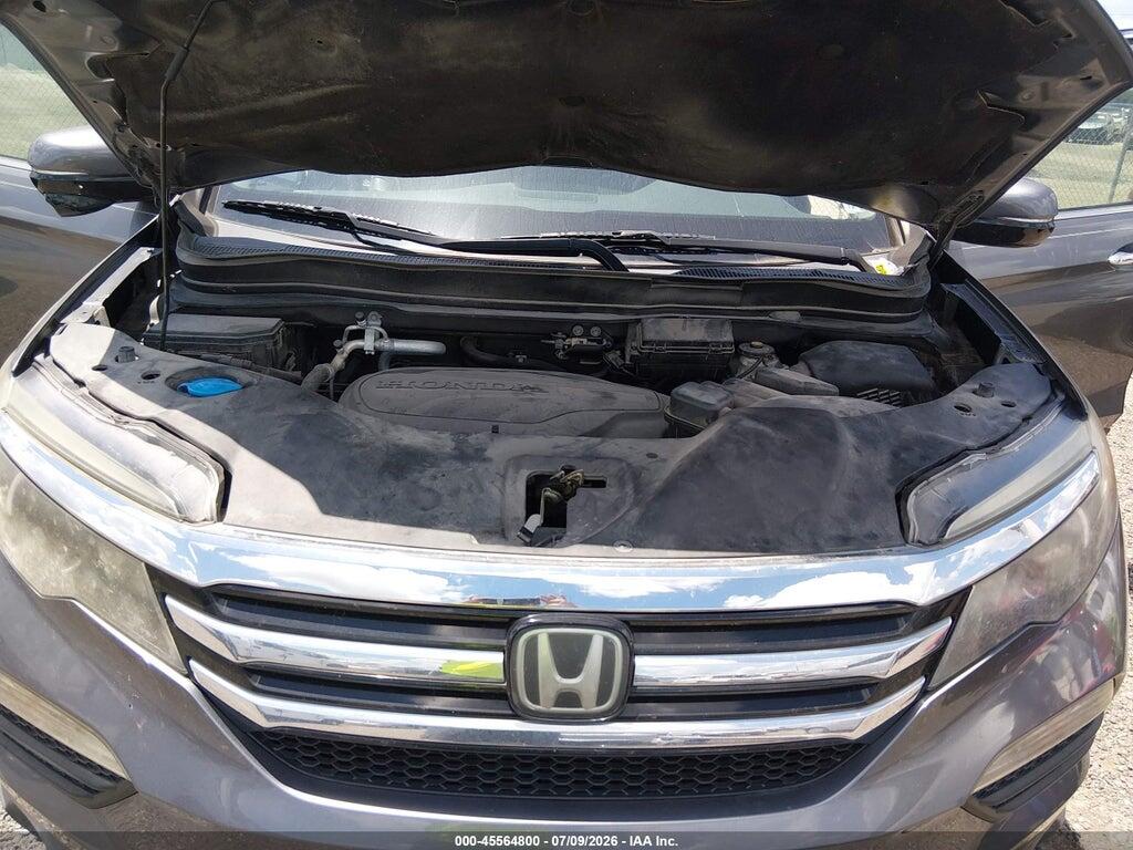 5FNYF5H99HB003901 2017 HONDA PILOT photo no. 10