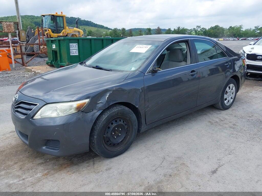 4T1BF3EK9BU704367 2011 TOYOTA CAMRY photo no. 2