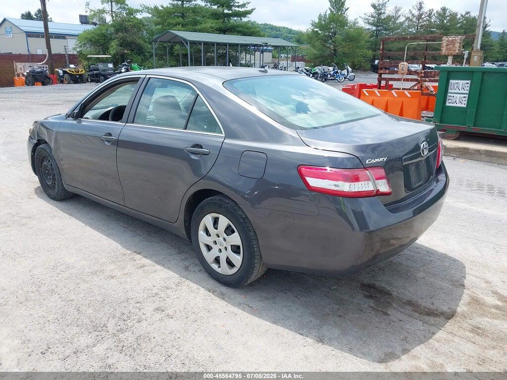 4T1BF3EK9BU704367 2011 TOYOTA CAMRY photo no. 3