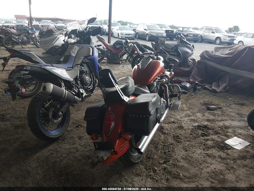 1HFSC49082A004858 2002 HONDA VTX1800 photo no. 4