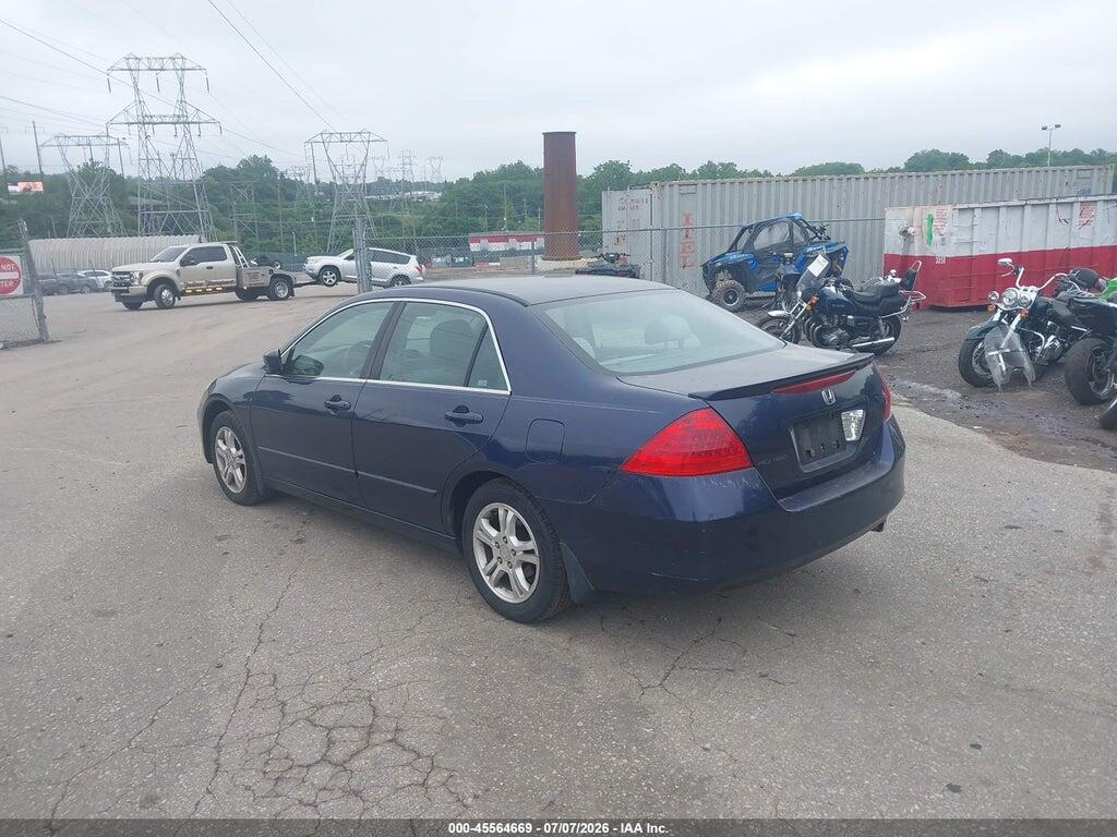 1HGCM563X7A049129 2007 HONDA ACCORD photo no. 3