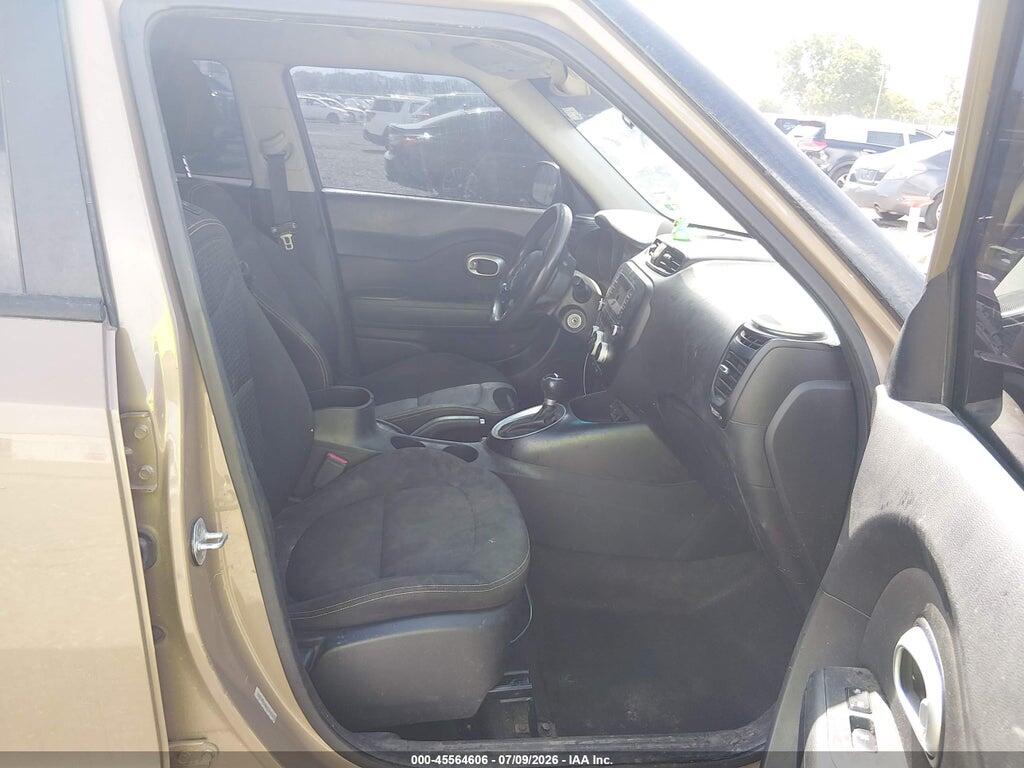 KNDJP3A58F7172367 2015 KIA SOUL photo no. 5