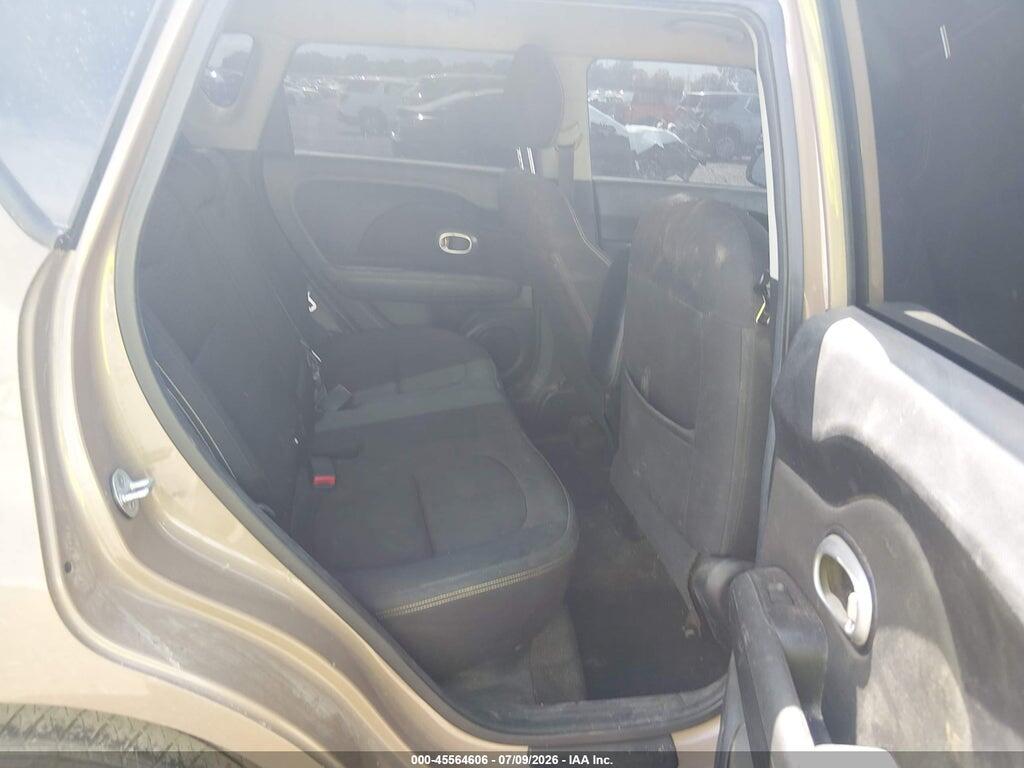 KNDJP3A58F7172367 2015 KIA SOUL photo no. 8