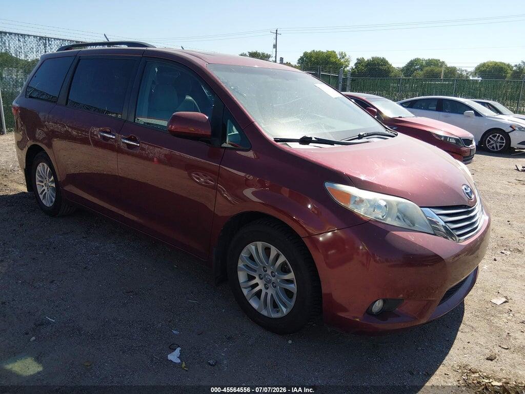5TDYZ3DC6HS849976 2017 TOYOTA SIENNA photo no. 1