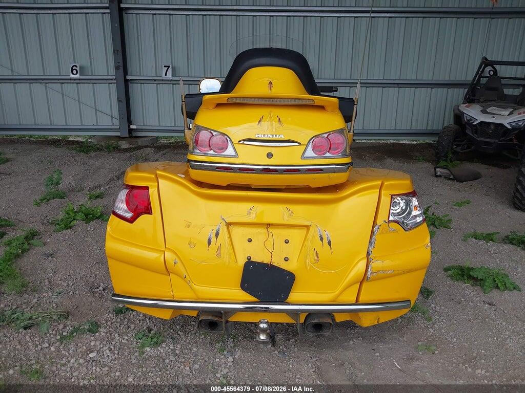 1HFSC47L7AA901875 2010 HONDA GL1800 photo no. 6