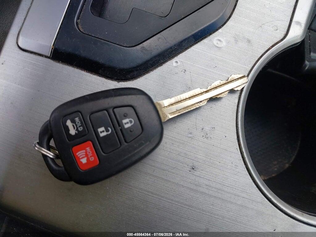 4T1BF1FK2CU533708 2012 TOYOTA CAMRY photo no. 11