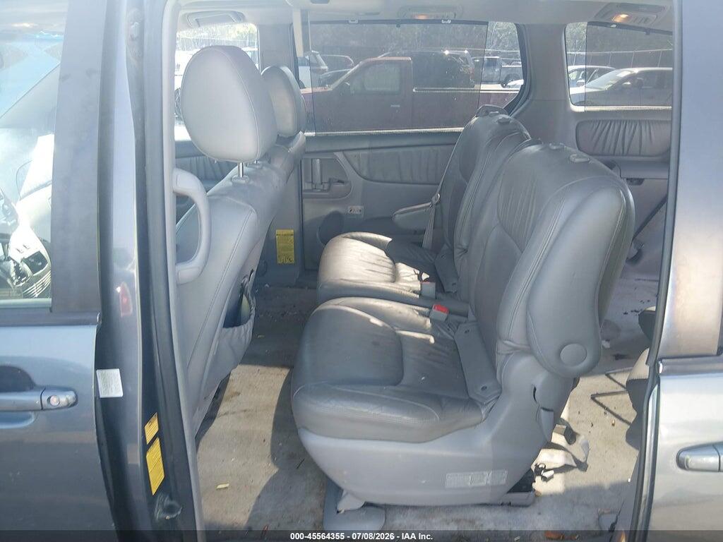 5TDDK4CC4AS031520 2010 TOYOTA SIENNA photo no. 8