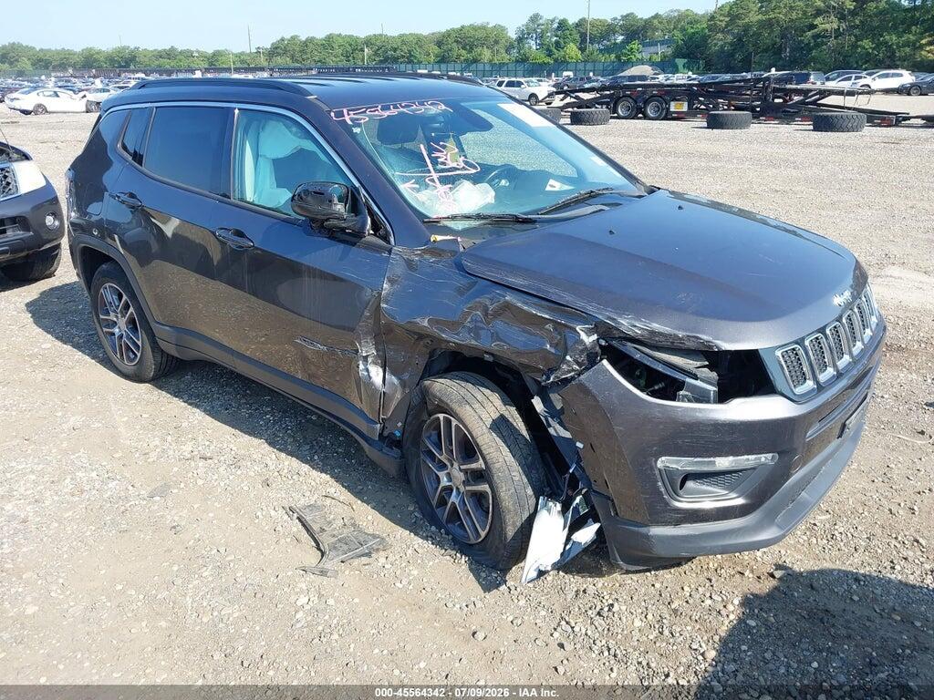 3C4NJDBB1JT255690 2018 JEEP COMPASS photo no. 1