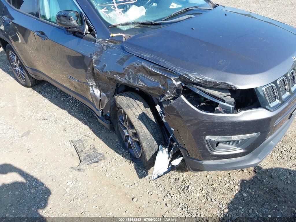 3C4NJDBB1JT255690 2018 JEEP COMPASS photo no. 6