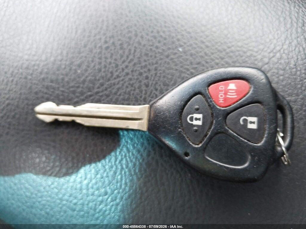 JTMRF4DV0B5040118 2011 TOYOTA RAV4 photo no. 11