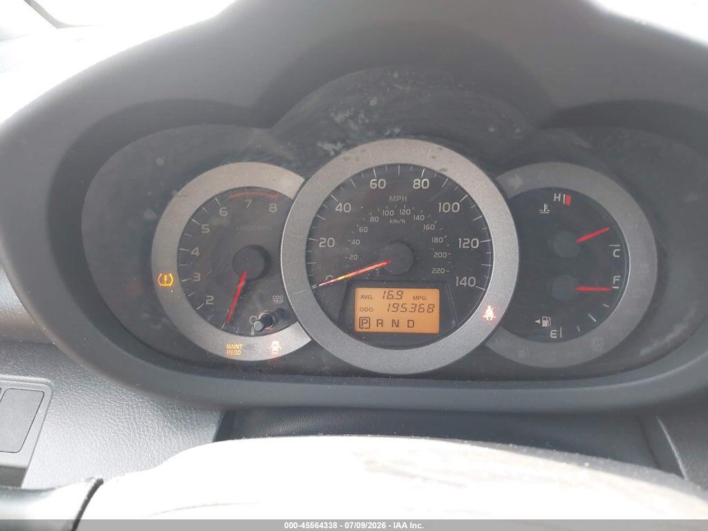 JTMRF4DV0B5040118 2011 TOYOTA RAV4 photo no. 7