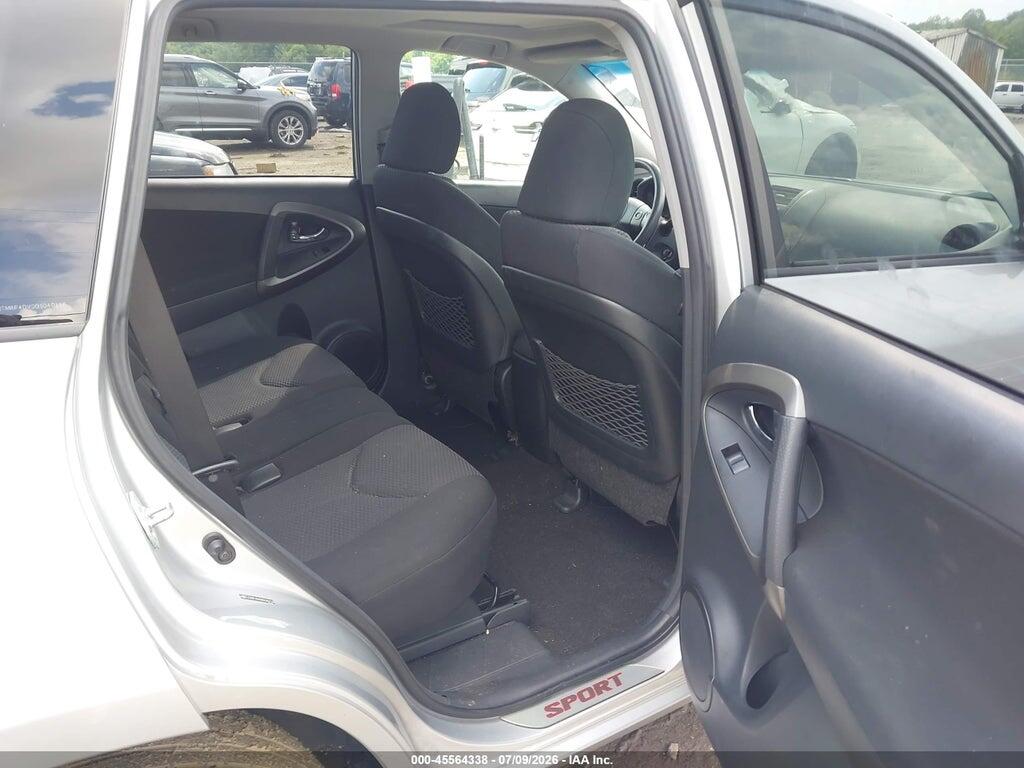 JTMRF4DV0B5040118 2011 TOYOTA RAV4 photo no. 8