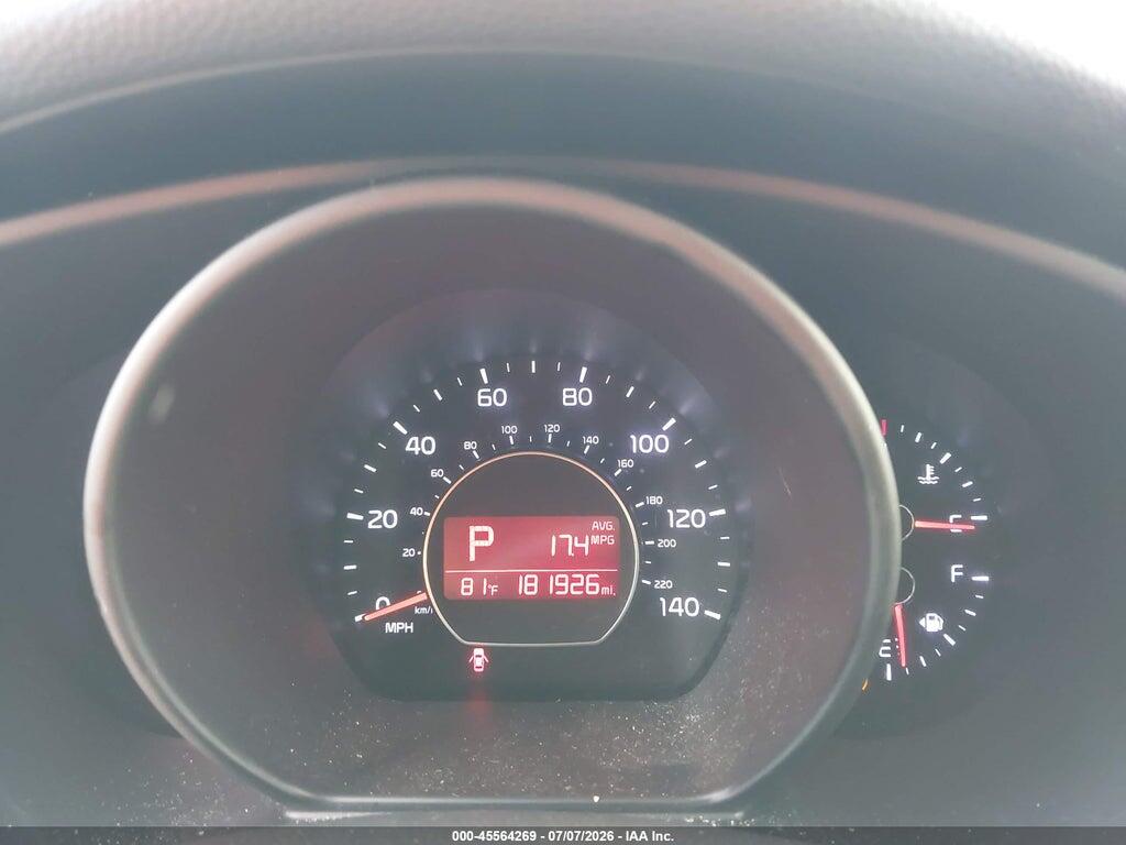 KNDJN2A29E7709378 2014 KIA SOUL photo no. 7