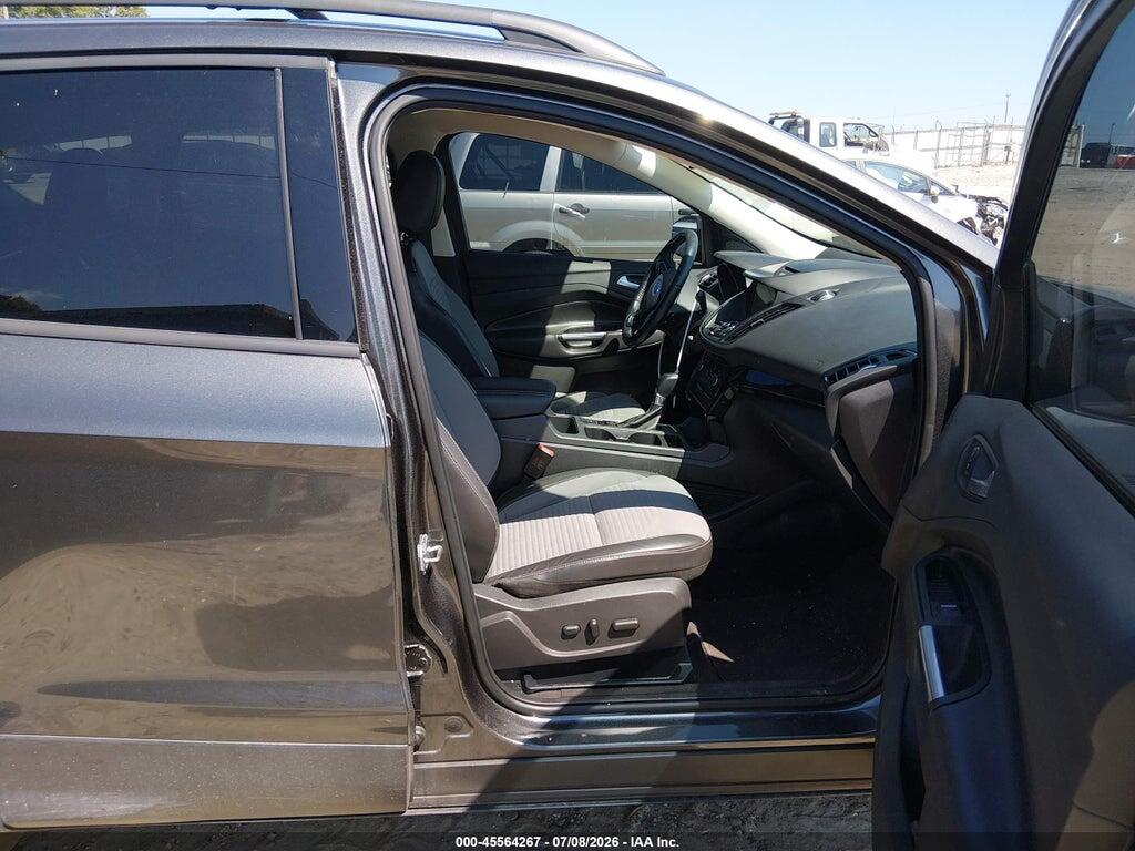 1FMCU0JDXHUB96189 2017 FORD ESCAPE photo no. 5