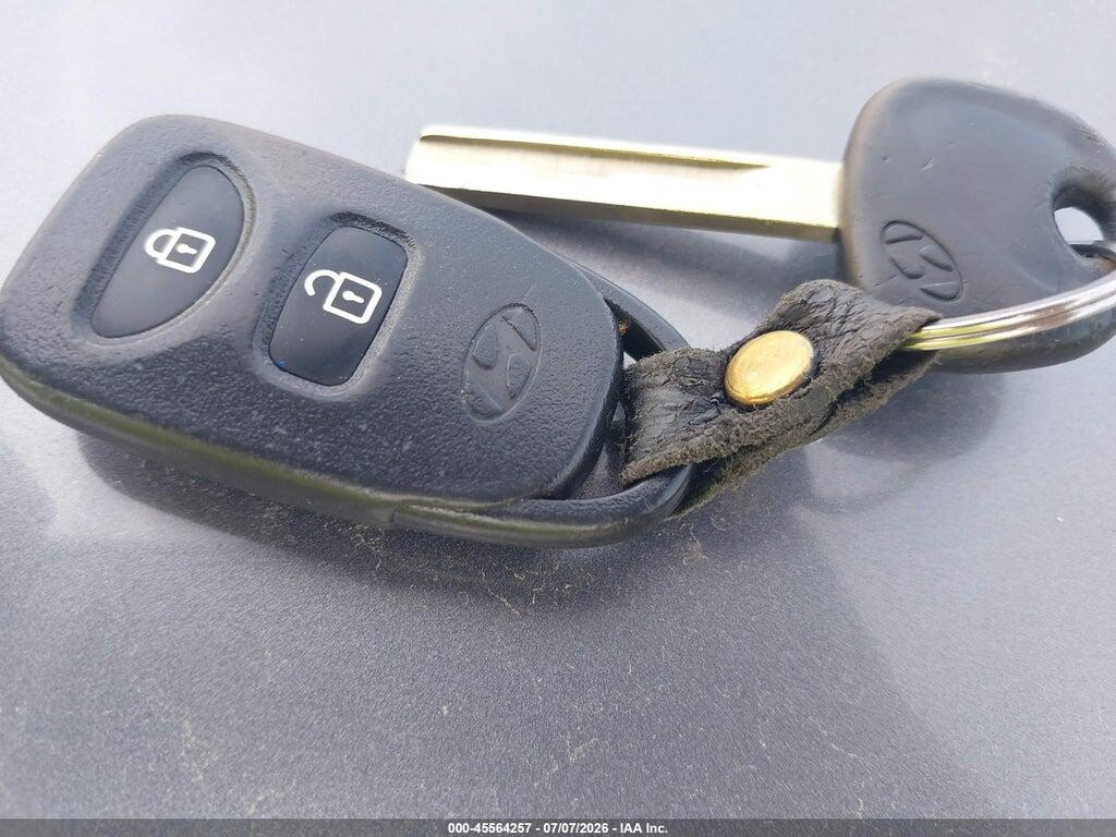 KMHCT4AE6FU885193 2015 HYUNDAI ACCENT photo no. 11