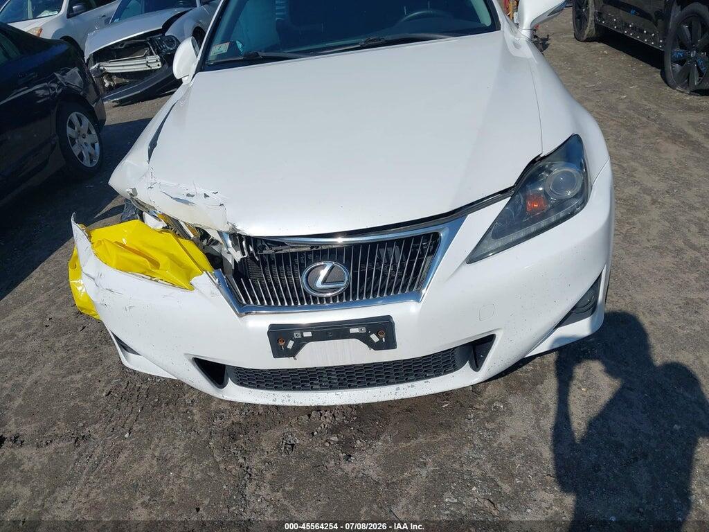 JTHCF5C28B5049442 2011 LEXUS IS 250 photo no. 12