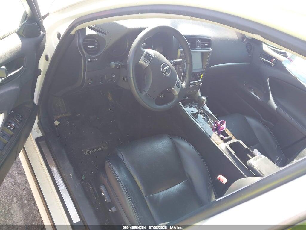JTHCF5C28B5049442 2011 LEXUS IS 250 photo no. 5