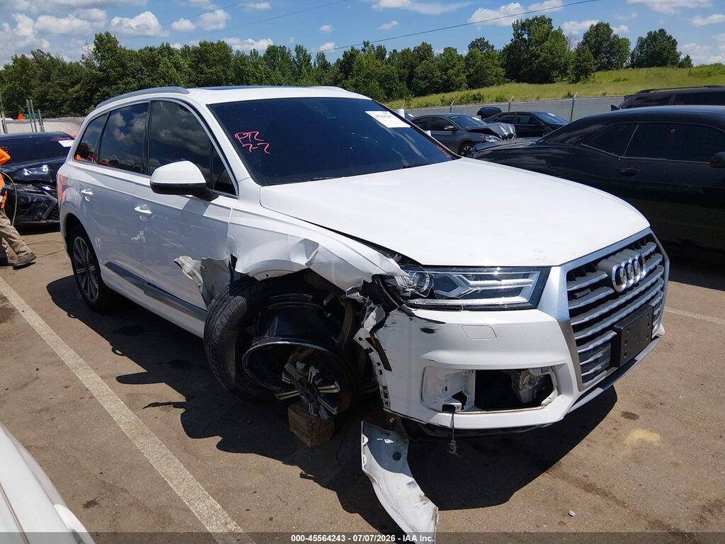 WA1AHAF76JD041227 2018 AUDI Q7 photo no. 1