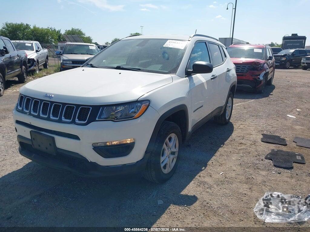 3C4NJDAB8JT201109 2018 JEEP COMPASS photo no. 2