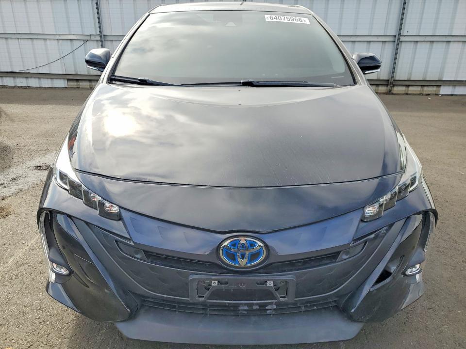2020 TOYOTA PRIUS PRIME LIMITED — Фото 5 из 12