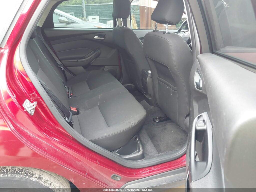 1FADP3F22GL227230 2016 FORD FOCUS photo no. 8