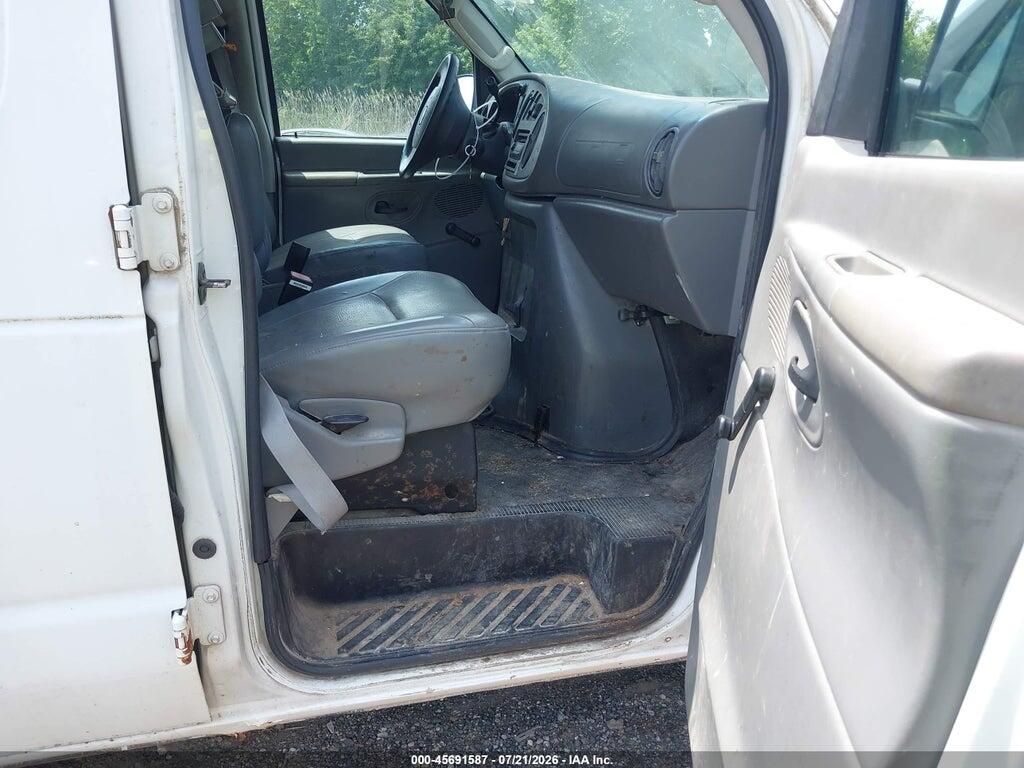 1FTNE24W75HA80245 2005 FORD E-250 photo no. 5