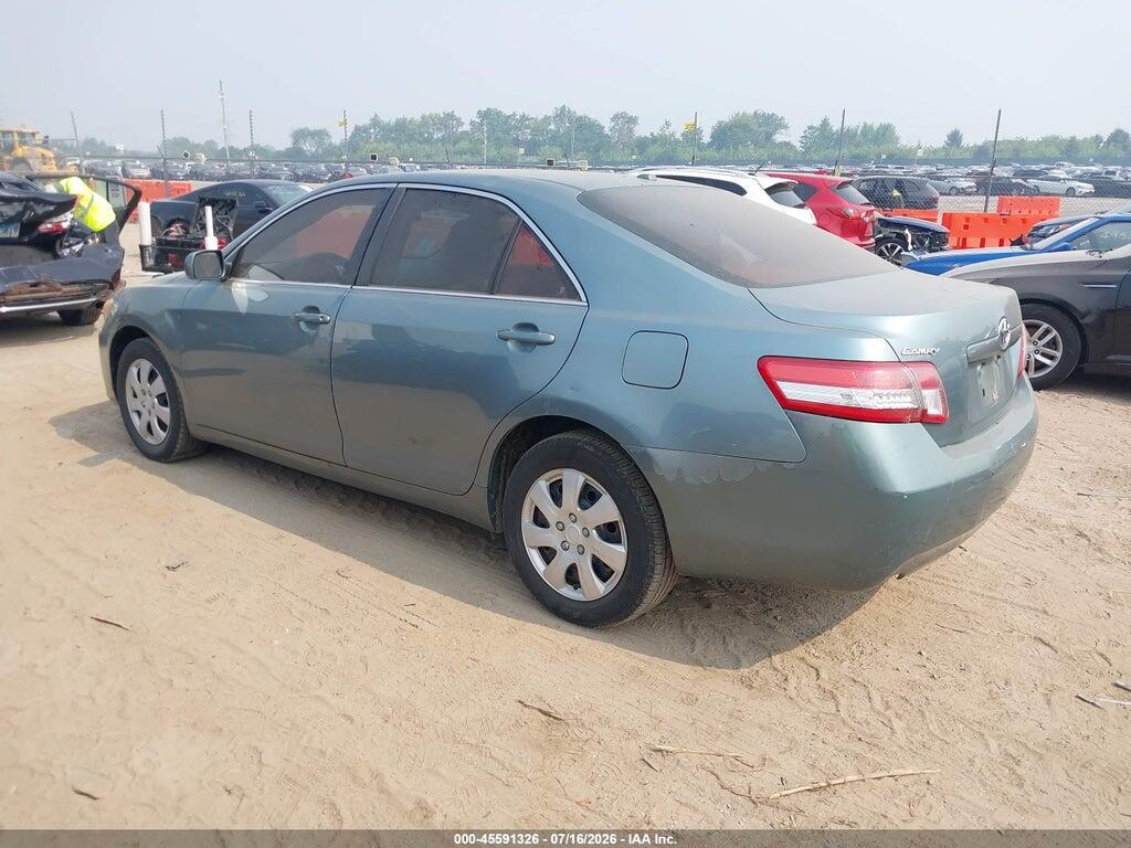 4T1BF3EK8BU748845 2011 TOYOTA CAMRY photo no. 3