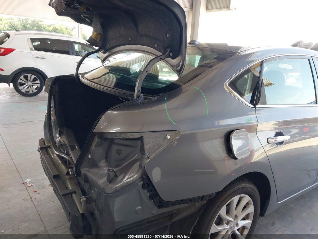 3N1AB7AP1JY282369 2018 NISSAN SENTRA photo no. 6