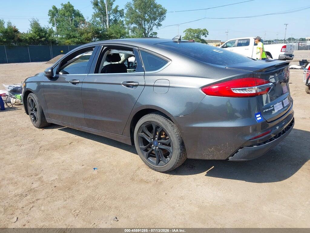 3FA6P0HD2KR163982 2019 FORD FUSION photo no. 3
