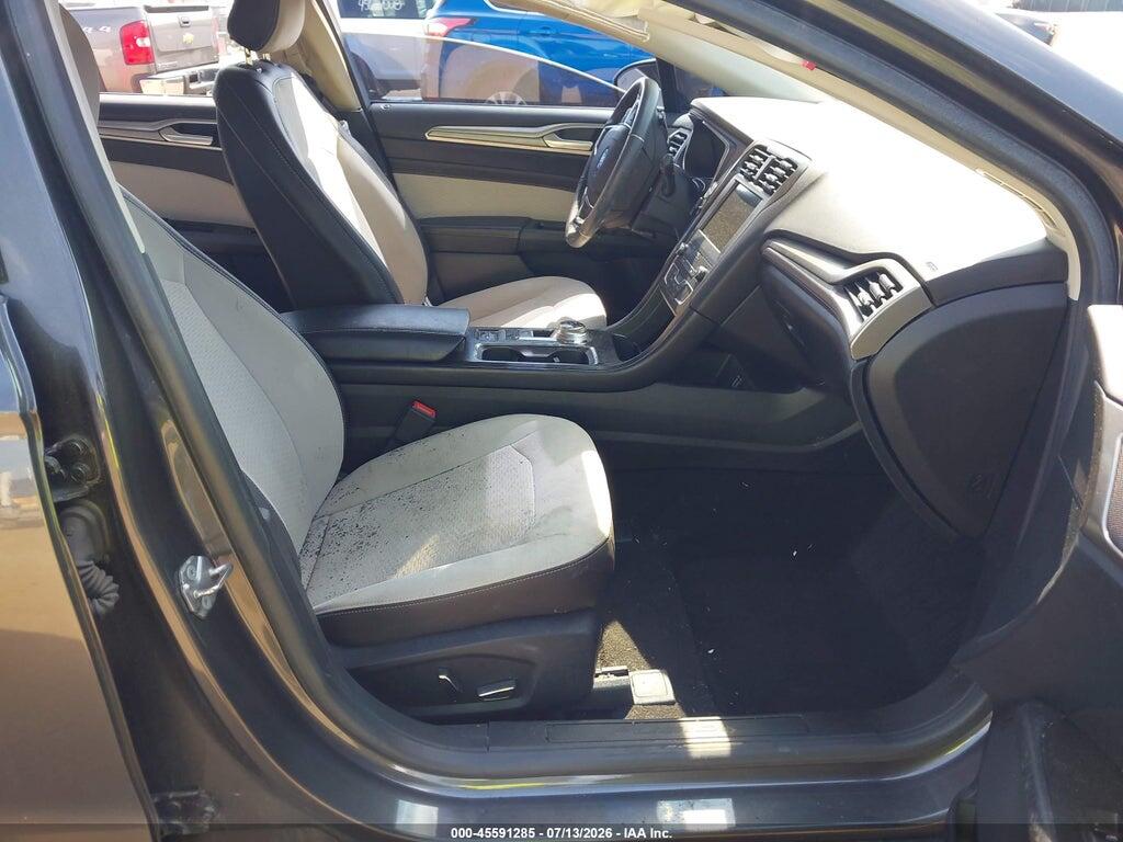 3FA6P0HD2KR163982 2019 FORD FUSION photo no. 5