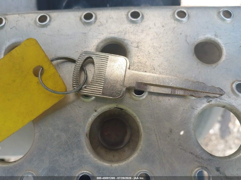2FZHAZCV56AV52959 2006 STERLING TRUCK L photo no. 10