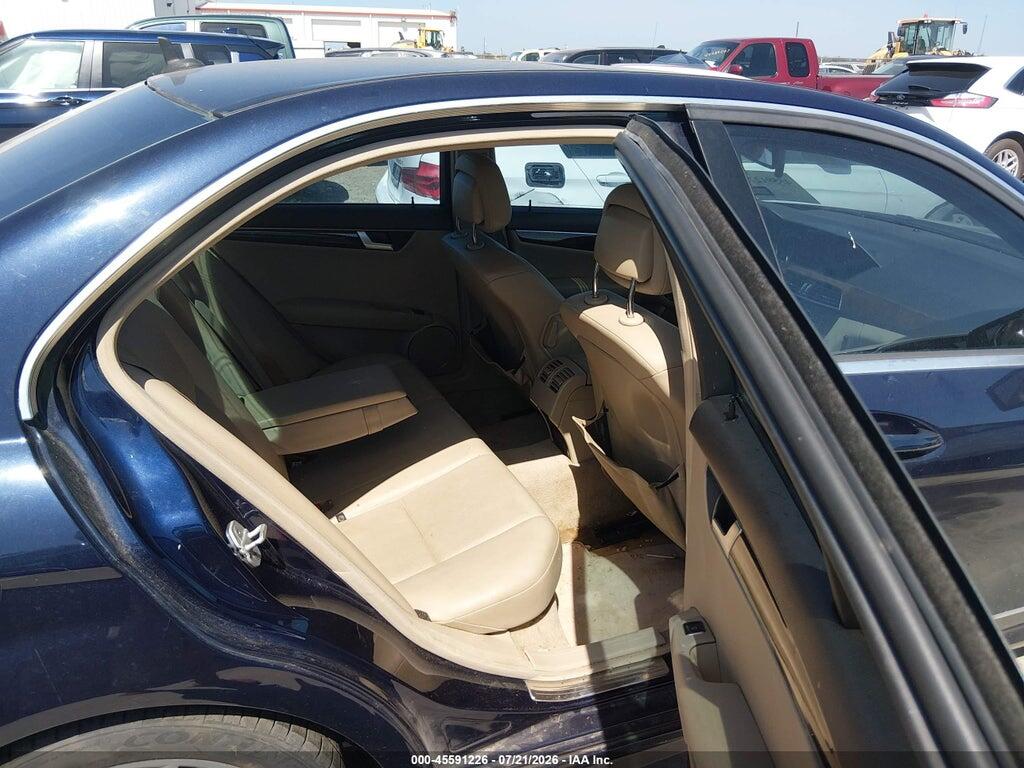 WDDGF4HB1DA863261 2013 MERCEDES-BENZ C 250 photo no. 8