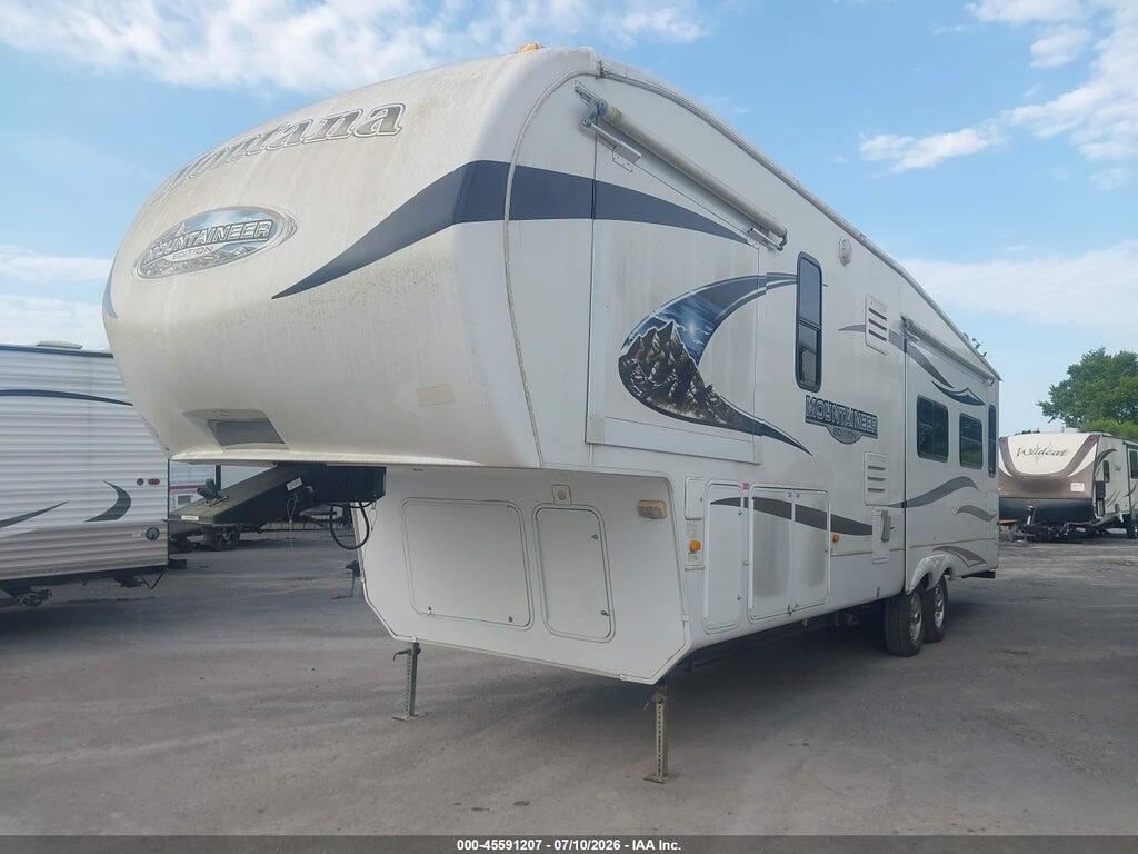 4YDF32623A4730465 2010 KEYSTONE RV MONTANA MOUNTAINEER SERIES M photo no. 2