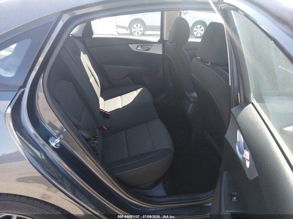 3KPF24AD2PE578115 2023 KIA FORTE photo no. 8