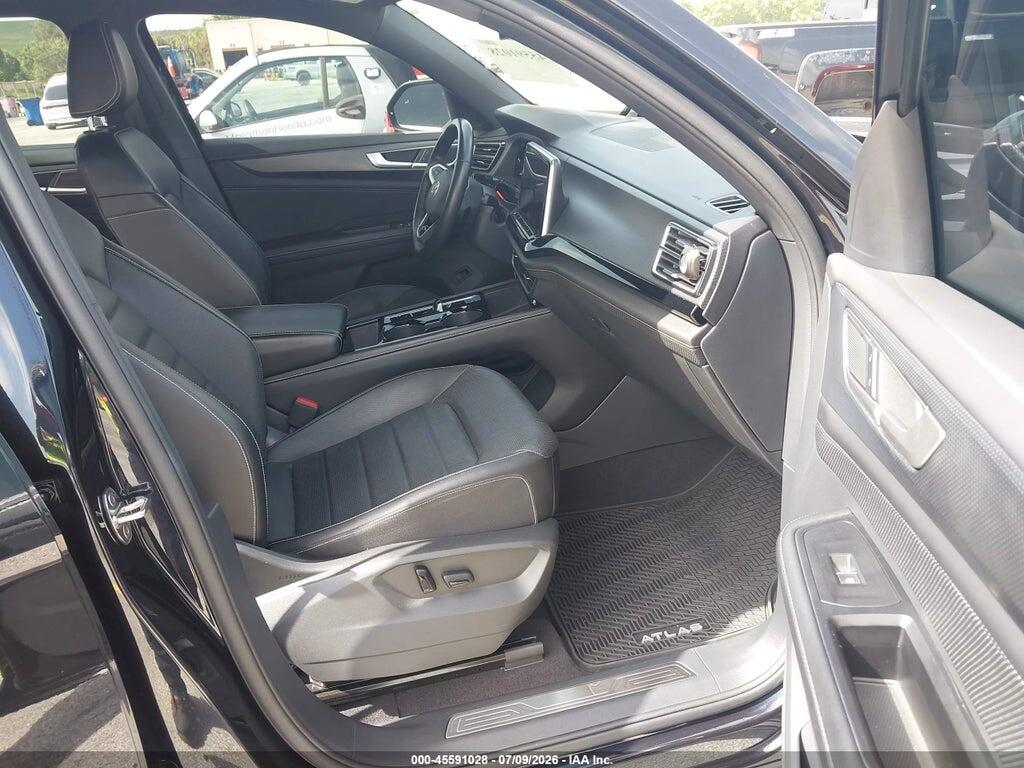 1V2AE2CA9RC217448 2024 VOLKSWAGEN ATLAS CROSS SPORT photo no. 5